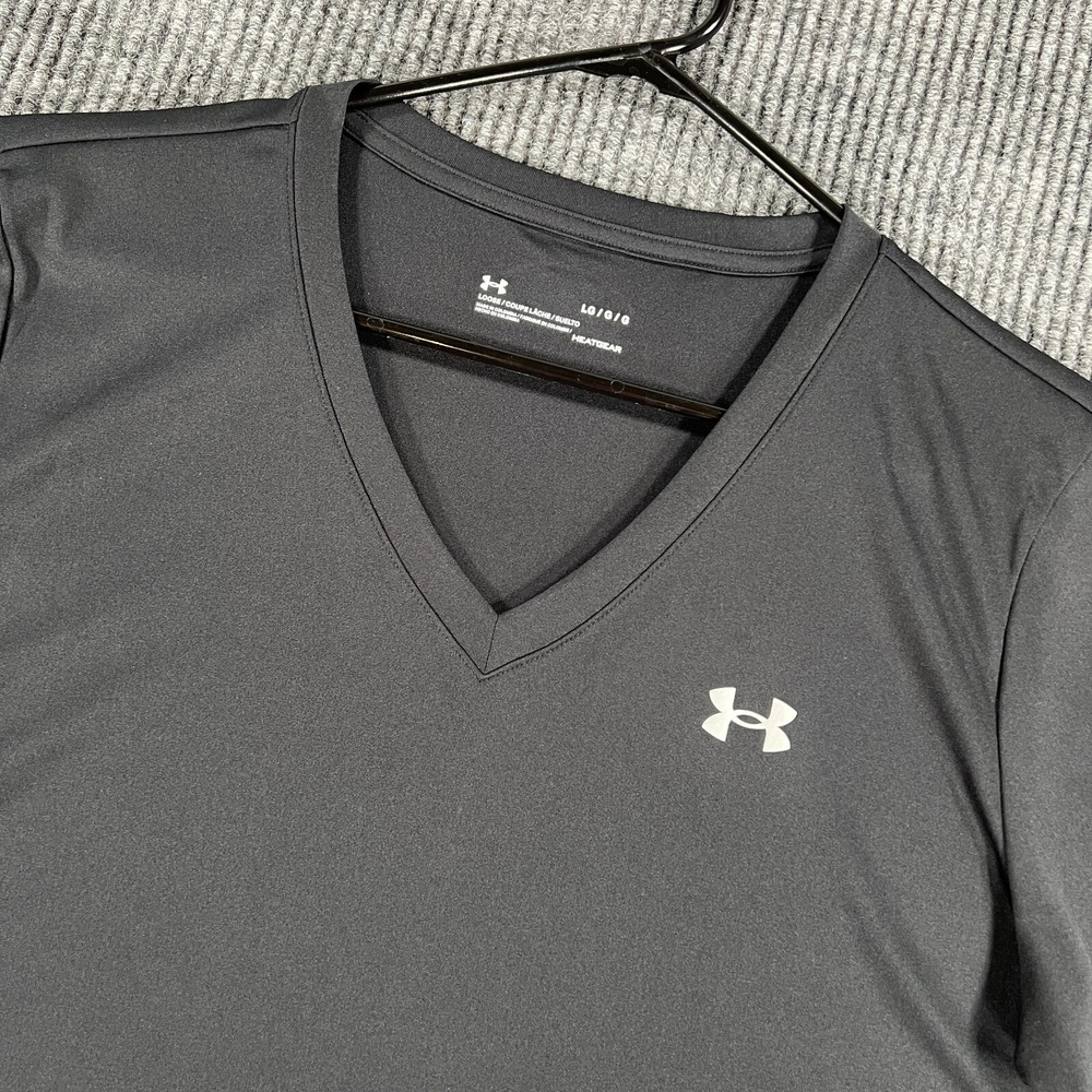 Under Armour Shirt Womens Large Black Short Sleeve V Neck Heat Gear Loose Fit‎